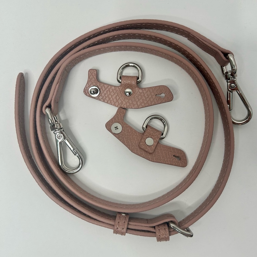 Crossbody leather strap set to transform bags or pouches, pink, silver hardware